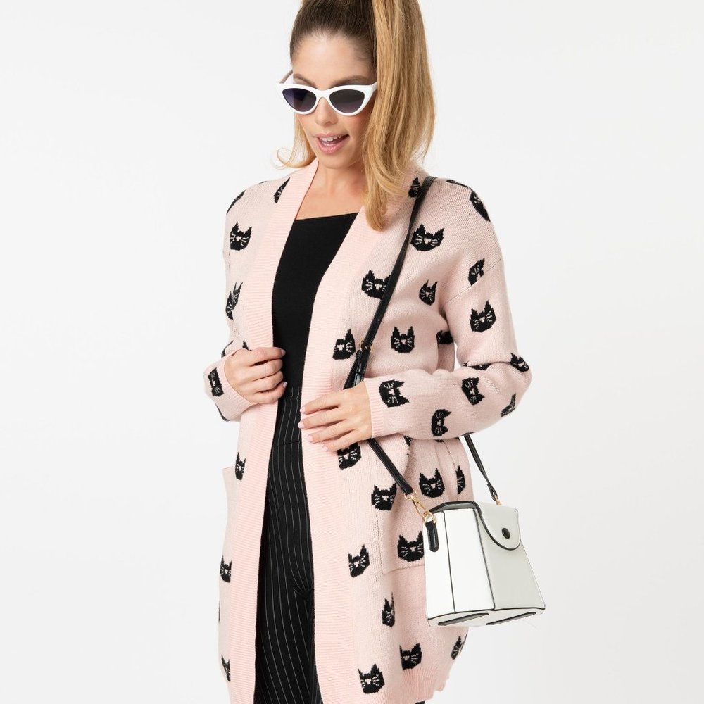 <Plus one size>cute cat face print sweater cardi